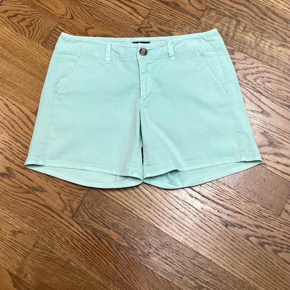 American Eagle midi shorts seafoam green Size 6